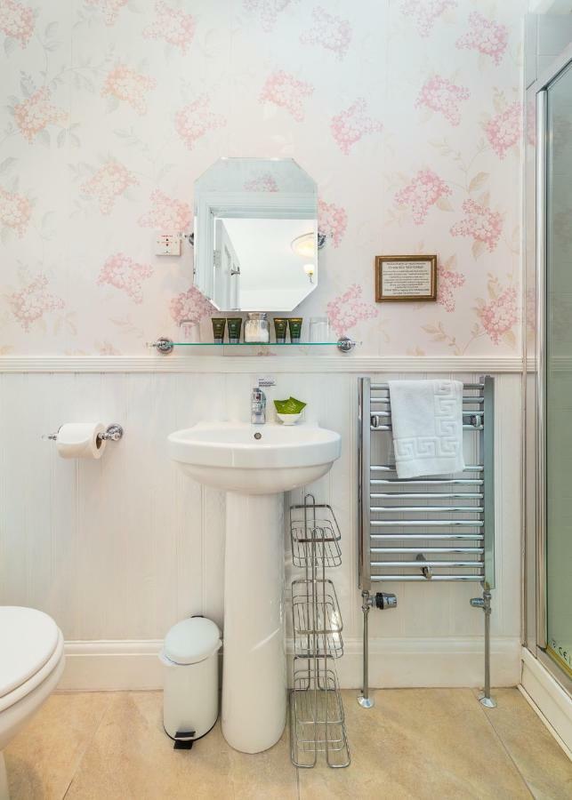 Langleigh Guest House 伊尔弗勒科姆 客房 照片